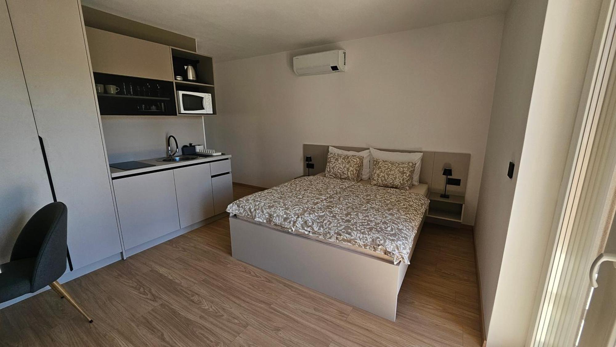 Richi Rooms & App Funtana Exterior foto