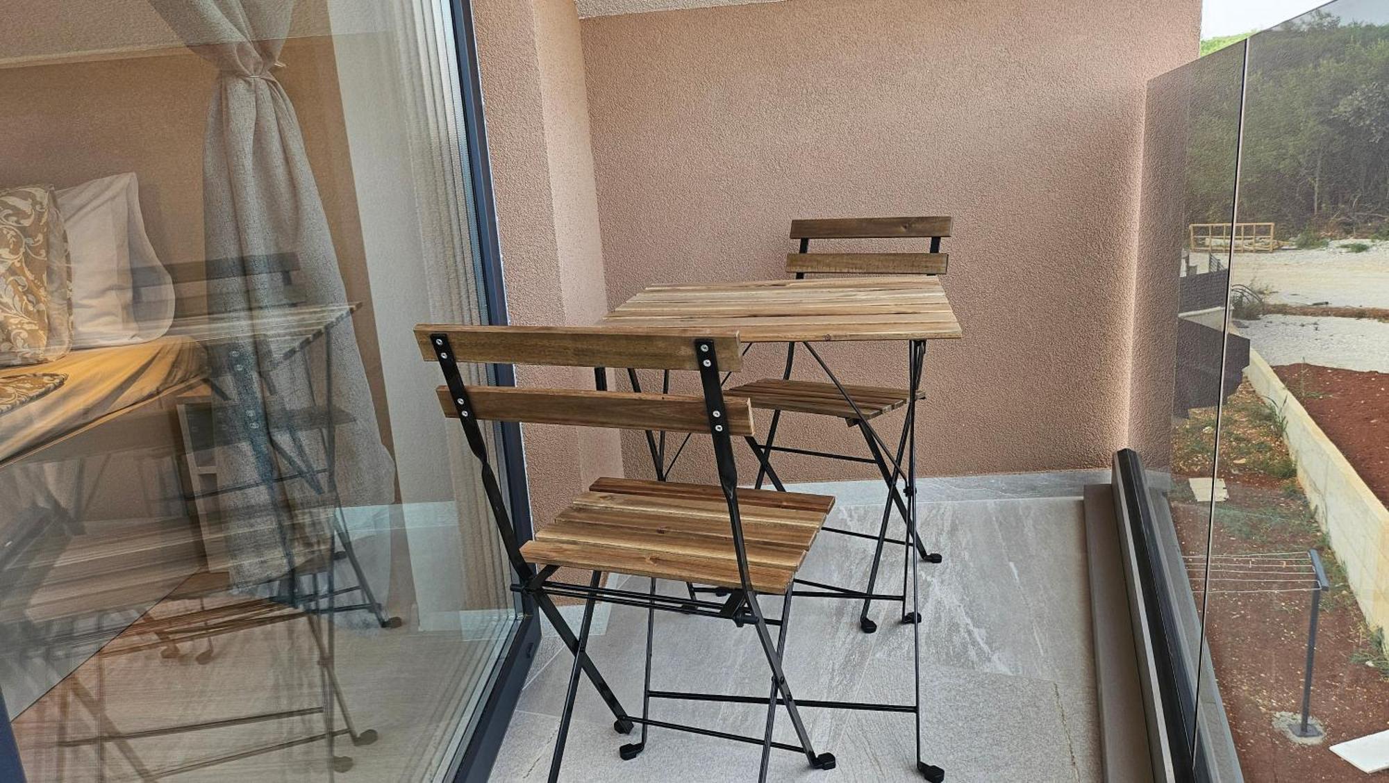 Richi Rooms & App Funtana Exterior foto